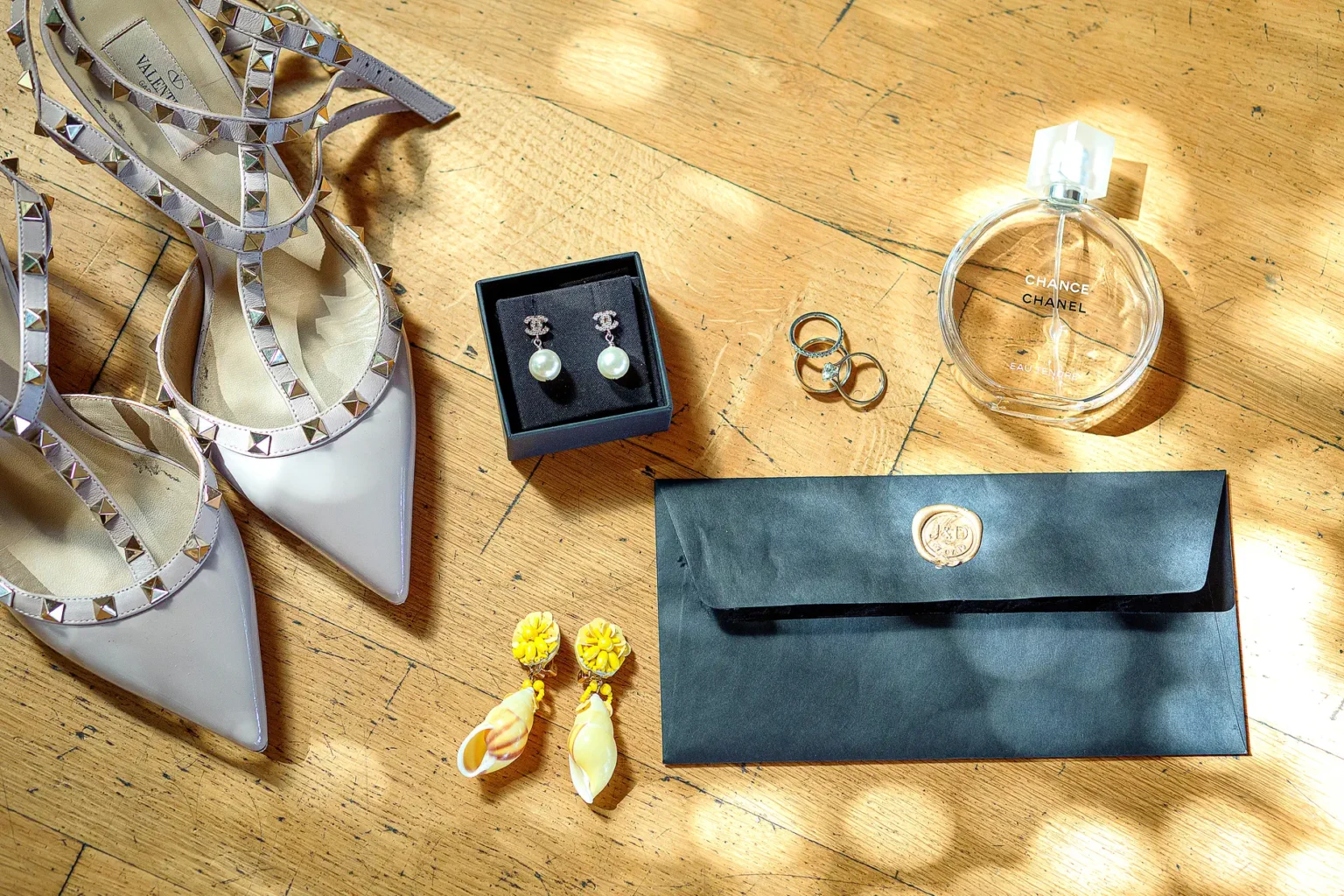 002 Φωτογραφια γαμου παπουτσια λεπτομεριες